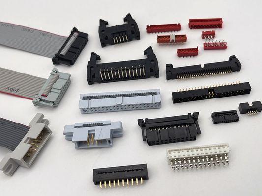 8 Pin 10 Pin Männliches Flachkabel-Assembly IDC Bandkabel Rot Mikro-Match-Anschluss