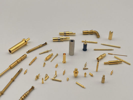 Besondere Messing-Bearbeitete Pins Pad SMT-Typ Goldplattierung 1,5 mm Männlich Für Verbindungen