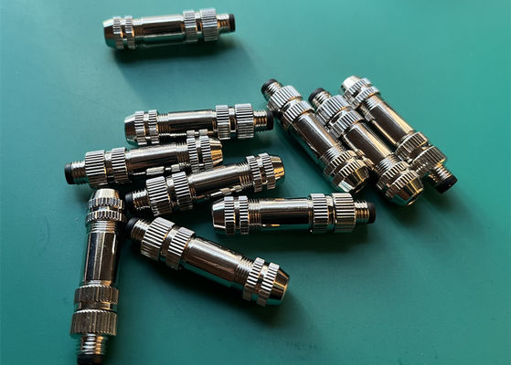 M8 IP67 Kreislaufanschluss Männlicher Schildstecker 3 4 5 6 8 Anschluss für Pins